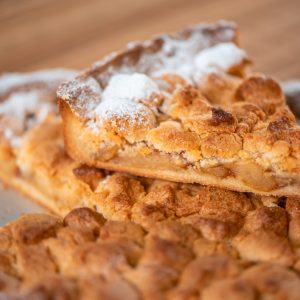 Apple Pie with Almond Crumble