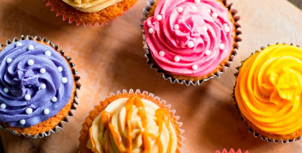 Ποια είναι η διαφορά των Muffins με τα Cupcakes;