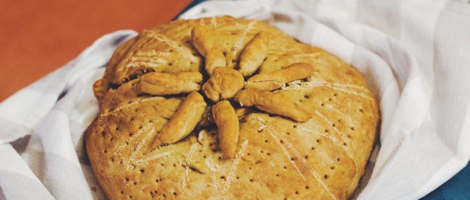 Χριστόψωμο: Το ψωμί του Χριστού που φτιάχνεται λίγες ημέρες πριν τις γιορτές