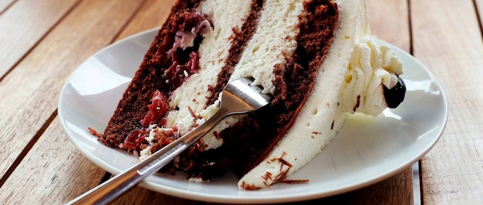 Black Forest: Η λαχταριστή τούρτα που πήρε το όνομά της από ένα γερμανικό βουνό
